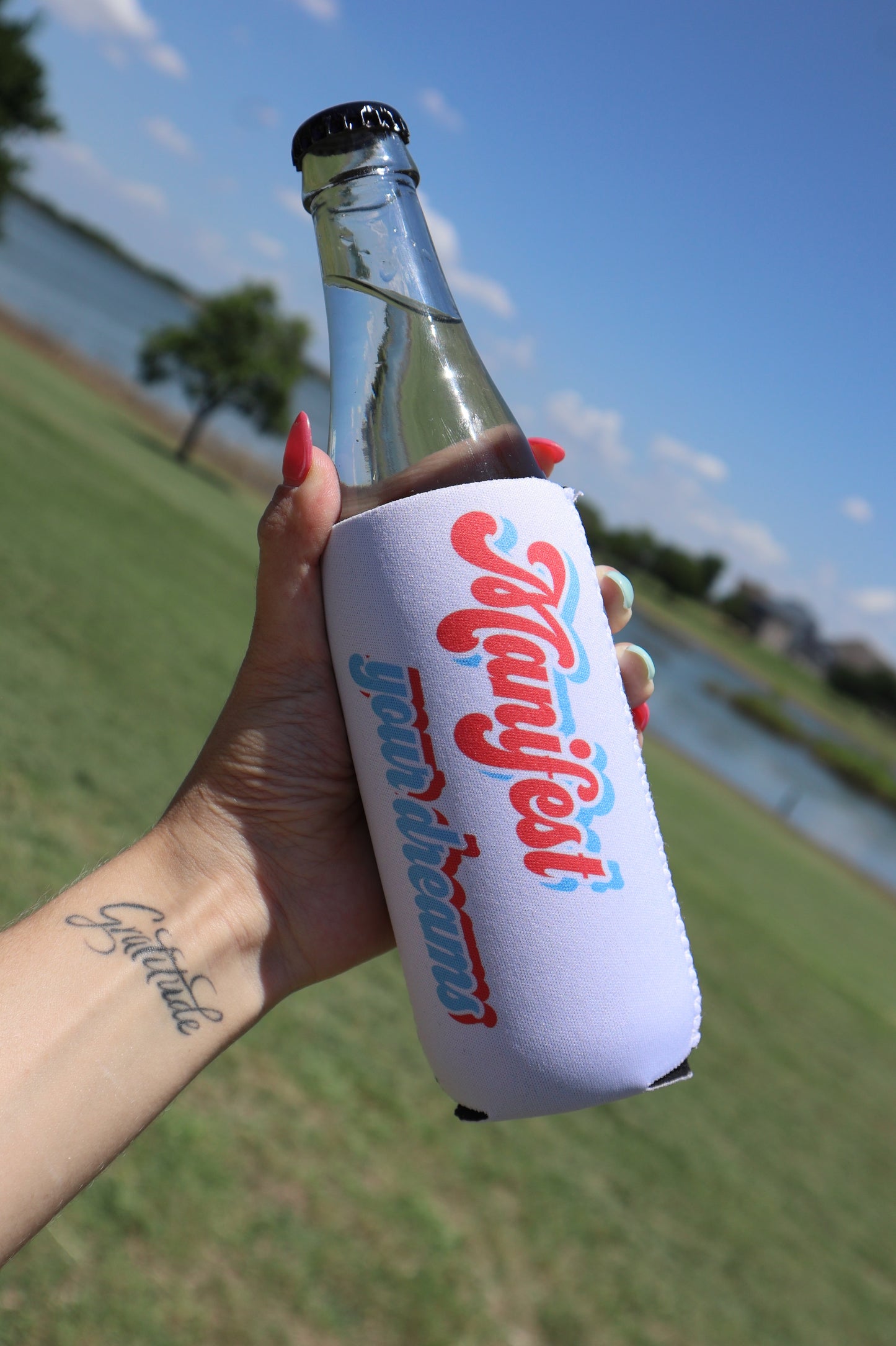 'Manifest Your Dreams' Tall Can Cooler