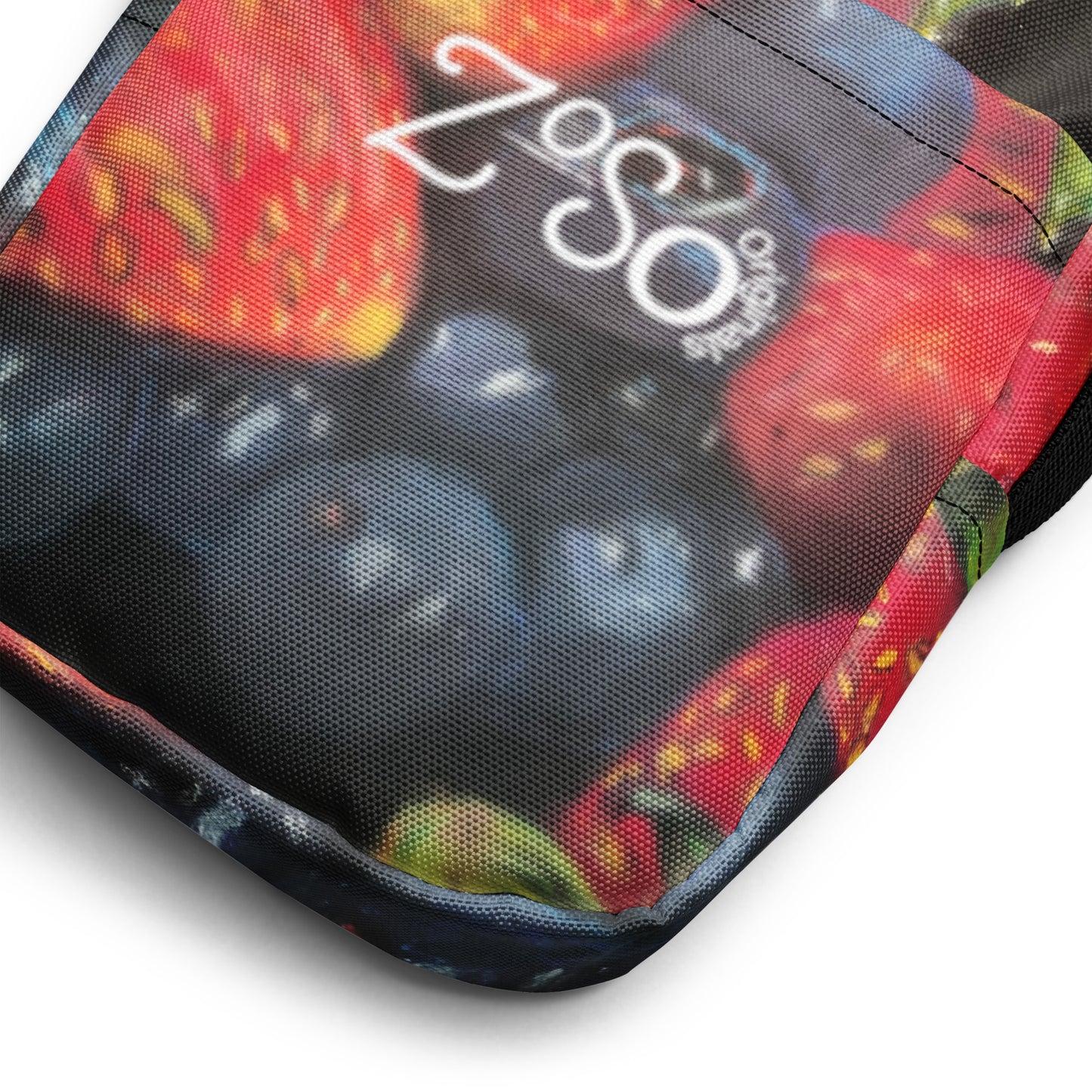 'Berries' Utility crossbody bag